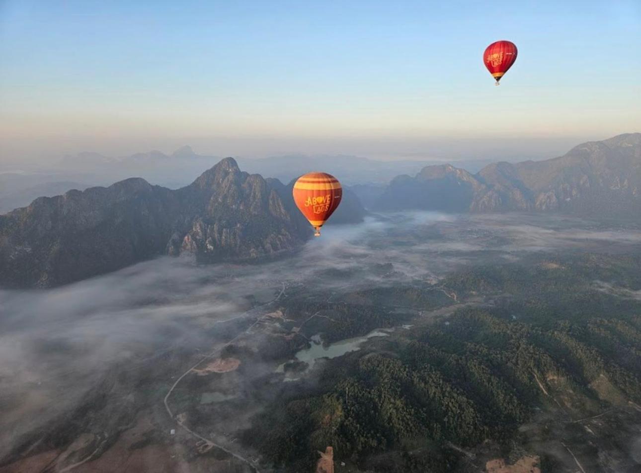 Confetti Garden Hotel Vang Vieng Dış mekan fotoğraf